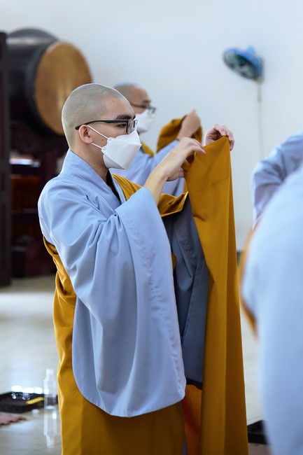 Lễ truyền giới Sa di Phương Trượng